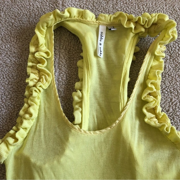 Robbi and Nikki tank top - Picture 5 of 5